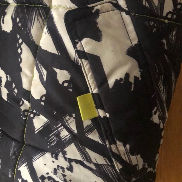 Boys winter jacket! - Picture 3 of 7